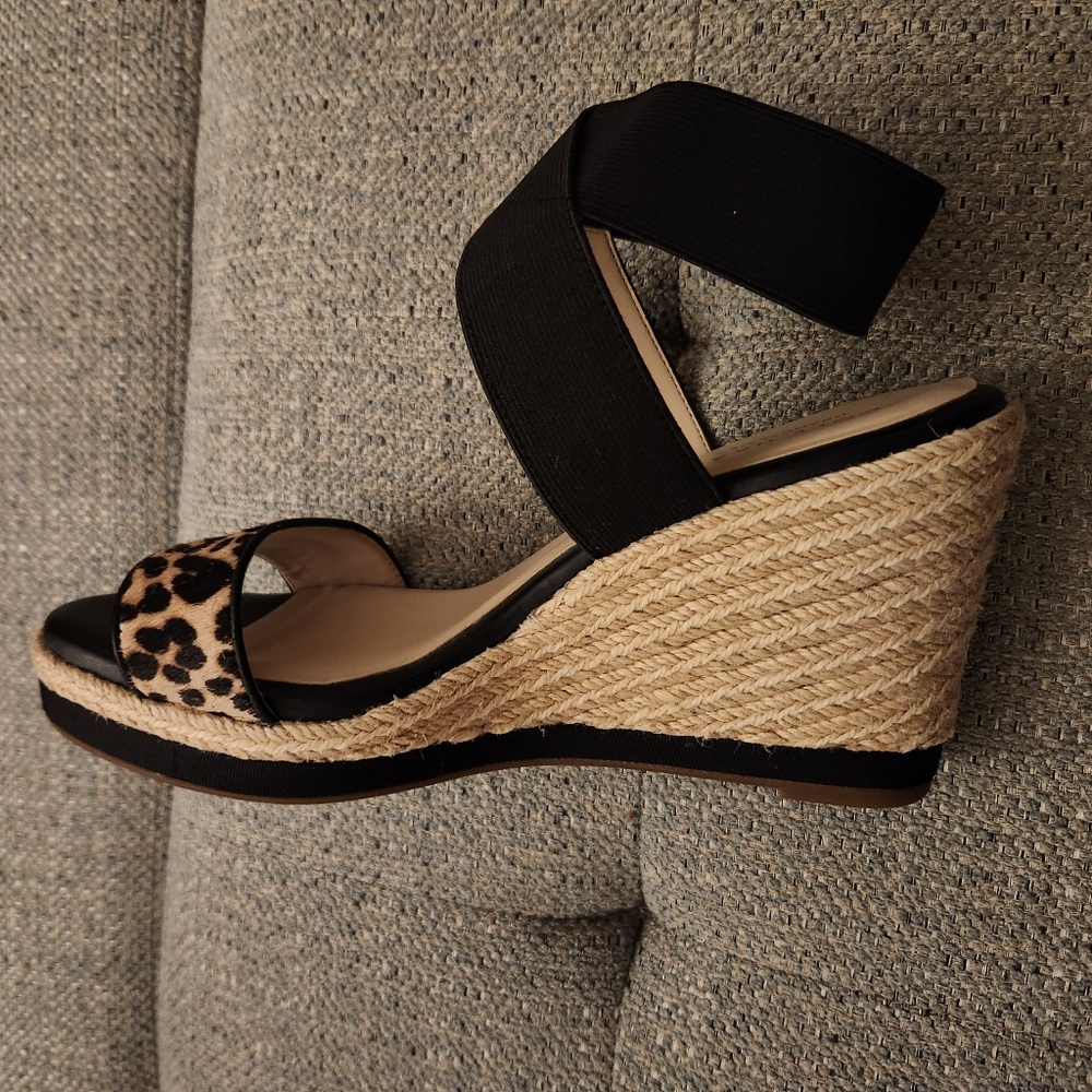 Cole Haan Leopard Print Black Sandals - Picture 5 of 9